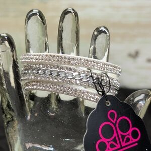 Paparazzi White Rhinestone Silver Sparkle Bracelet